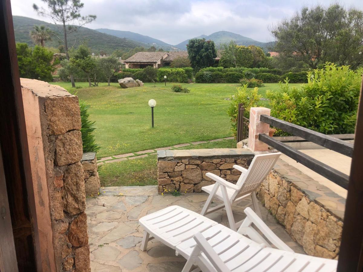 Appartamento In Villaggio, A 150Mt Dal Mare San Teodoro  Extérieur photo